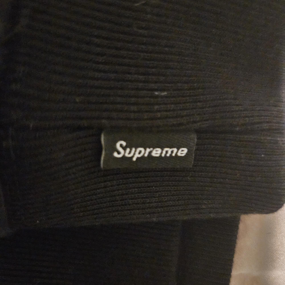 NWOT Supreme Black Hoodie With Satin Bold White Logo - Picture 6 of 13